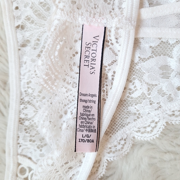 🍒NWT🍒 VS VERY SEXY UNLINED PLUNGE BRA + DA PANTY SET - Picture 3 of 9